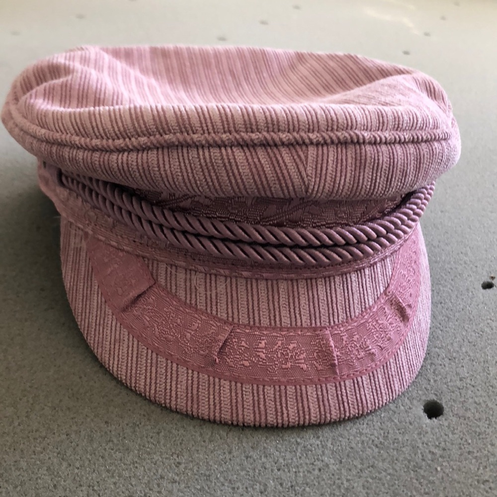 Albany cap